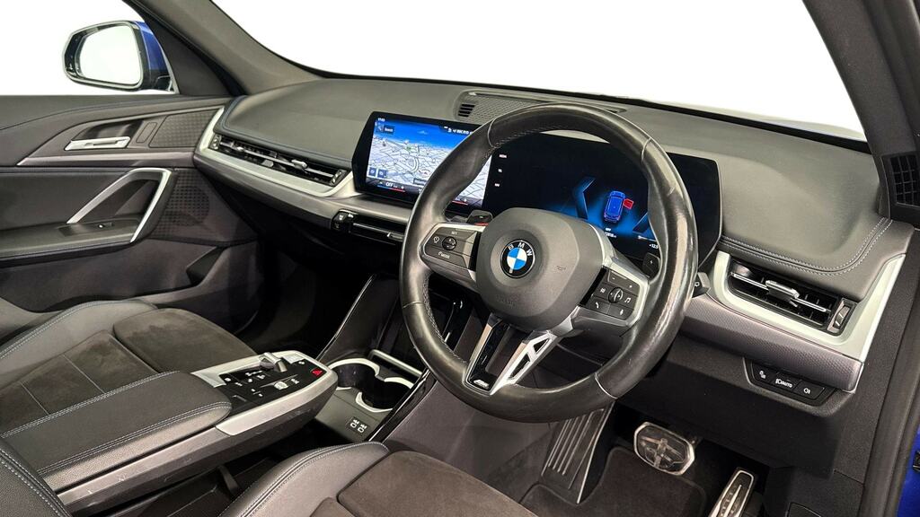 BMW X1 Sdrive 18D M Sport Step Blue #6
