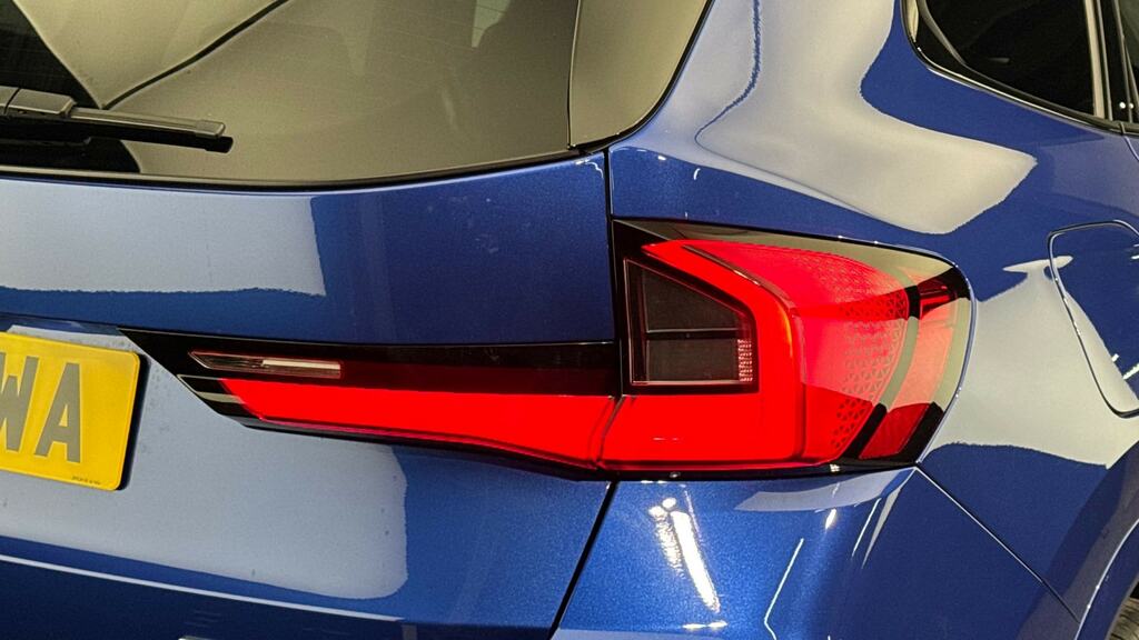 BMW X1 Sdrive 20I Mht Xline Step Green #21