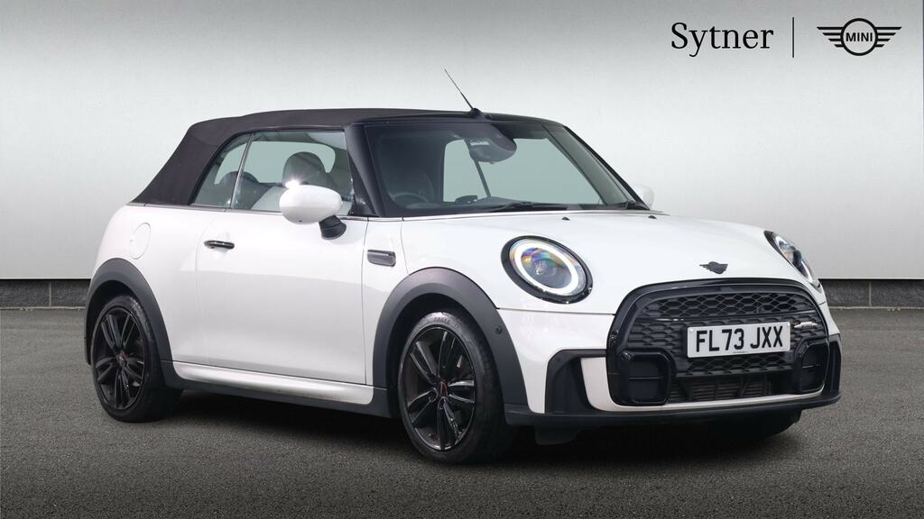 Mini Convertible 1.5 Cooper Sport White #2