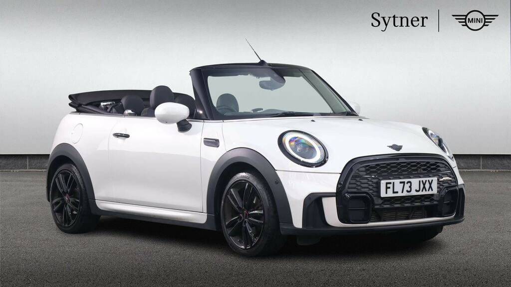 Mini Convertible 1.5 Cooper Sport White
