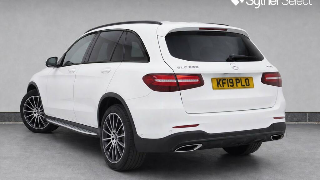 Mercedes-Benz GLC Class Glc 250 4Matic Amg Night Edition 9G-tronic White #3