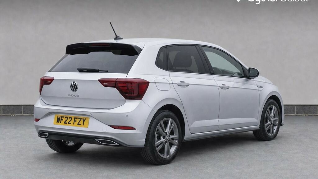 Volkswagen Polo Life Black #4