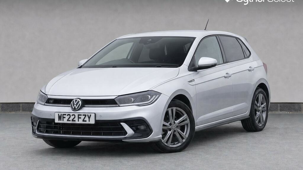 Volkswagen Polo Life Black #2