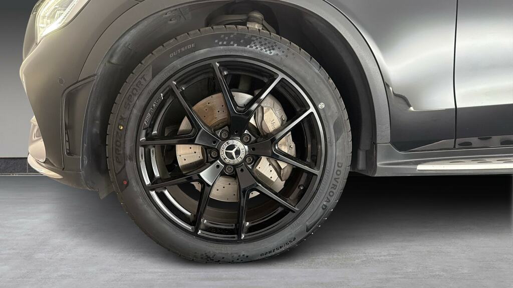 Mercedes-Benz GLC Class Glc 300 Amg Line E 4Matic Black #25