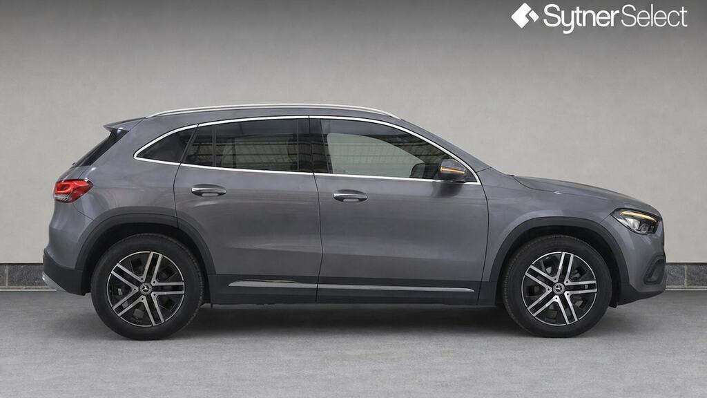 Mercedes-Benz GLA Class Suv Black #8
