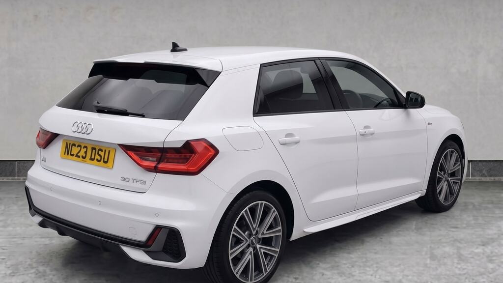 Audi A1 Black Edition 30 Tfsi 110 Ps S Tronic Red #4