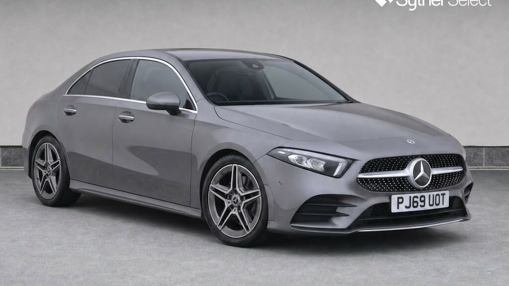 Mercedes-Benz A Class 1.3 A200 Black #1