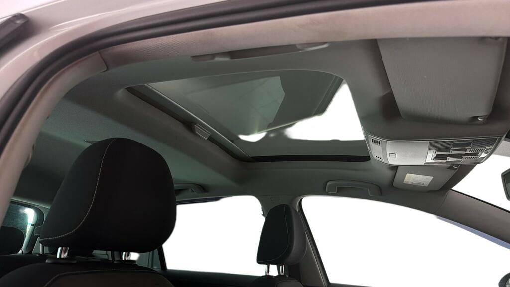 Volkswagen Golf Golf Gte White #27