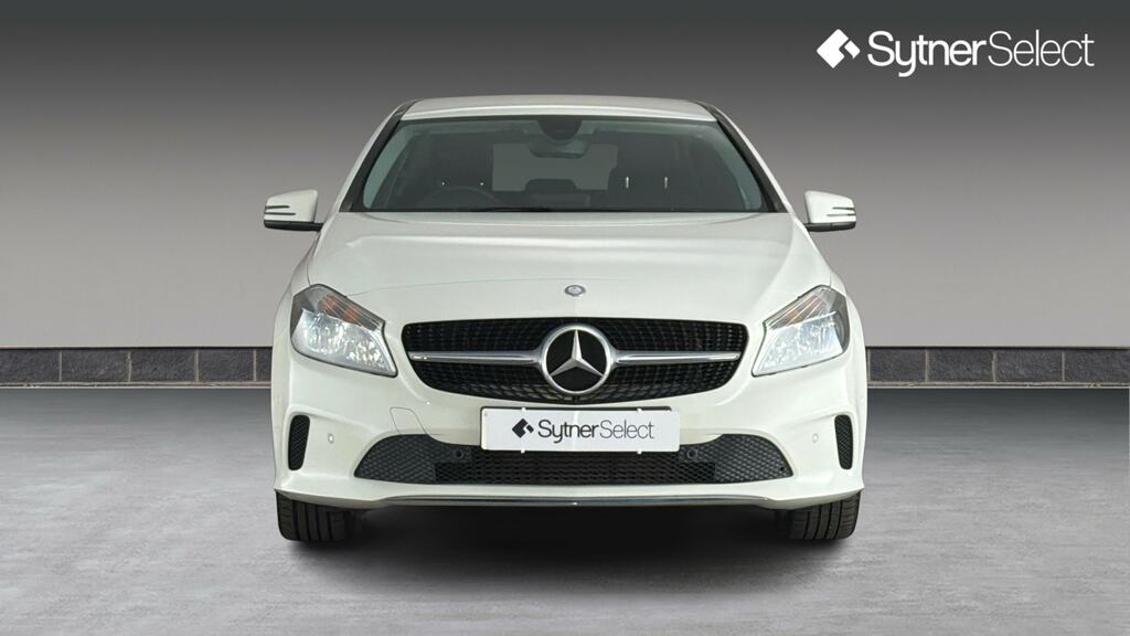 Mercedes-Benz A Class A 180 D Amg Line Executive White #4