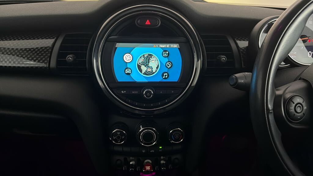 Mini Hatch 1.5 Cooper Exclusive II Comfortnav Pck Green #7