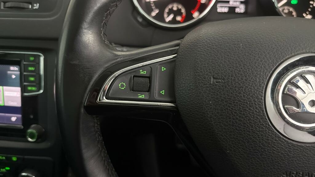 Skoda Yeti 1.2 Se Tsi Dsg Green #17