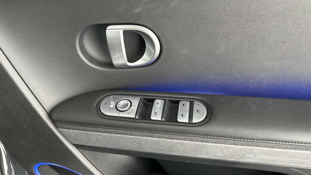 Hyundai Ioniq 5 Premium Automatic Red #20