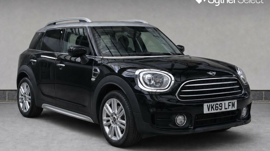 Mini Countryman 1.5 Cooper Exclusive Comfort Pack Black