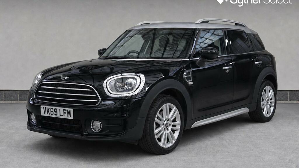 Mini Countryman 1.5 Cooper Exclusive Comfort Pack Black #2