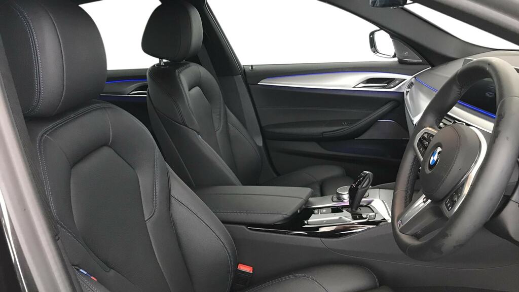 BMW 5 Series Se Black #10