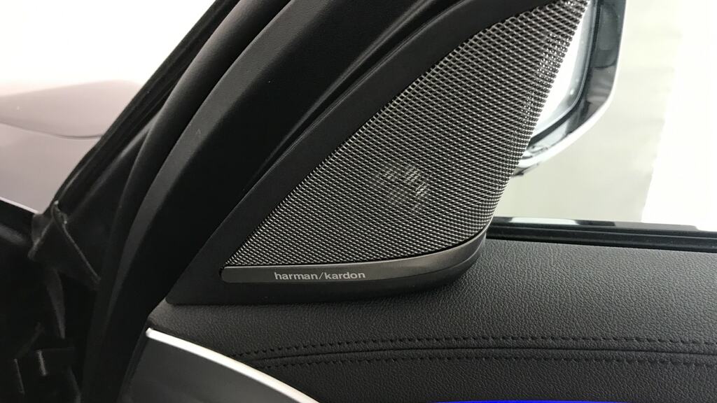 BMW 5 Series Se Black #19