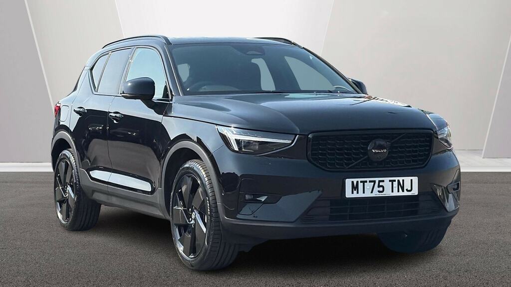 Volvo XC40 2.0 B4p Plus Pro Black Edition Black