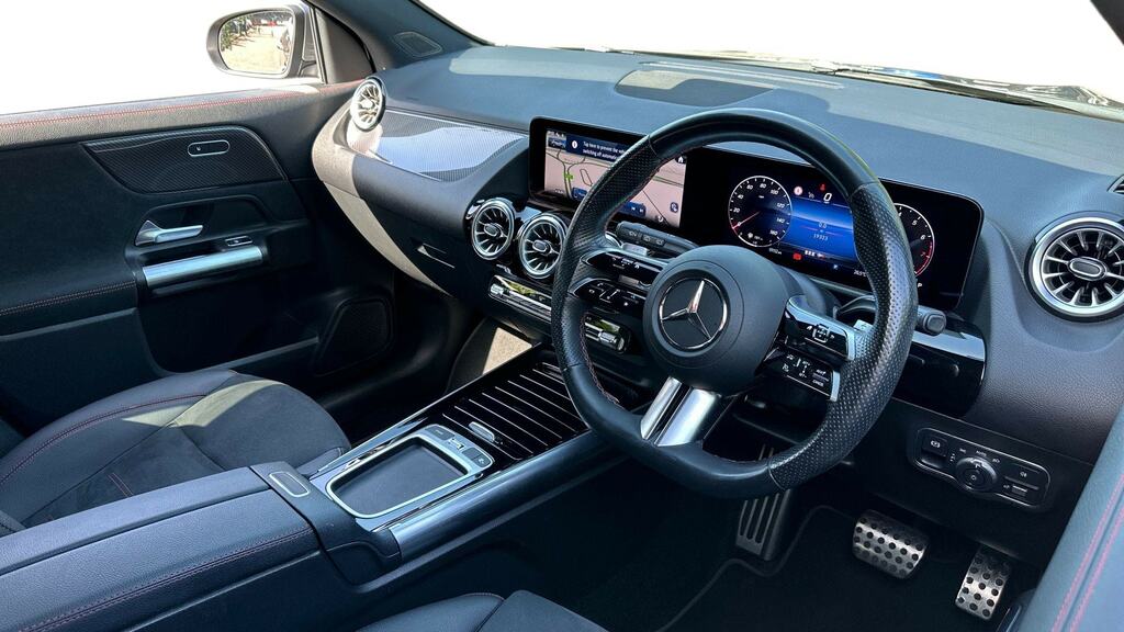 Mercedes-Benz GLA Class Gla 200 Amg Line Executive P16PEJ Grey #3