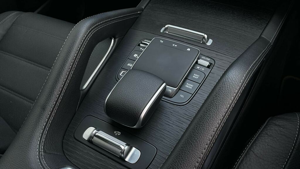 Mercedes-Benz  2548Ls White #22