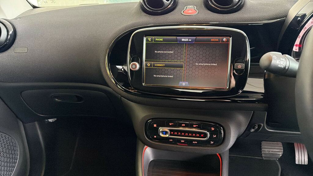 Smart Fortwo Cabrio Exclusive Red #10