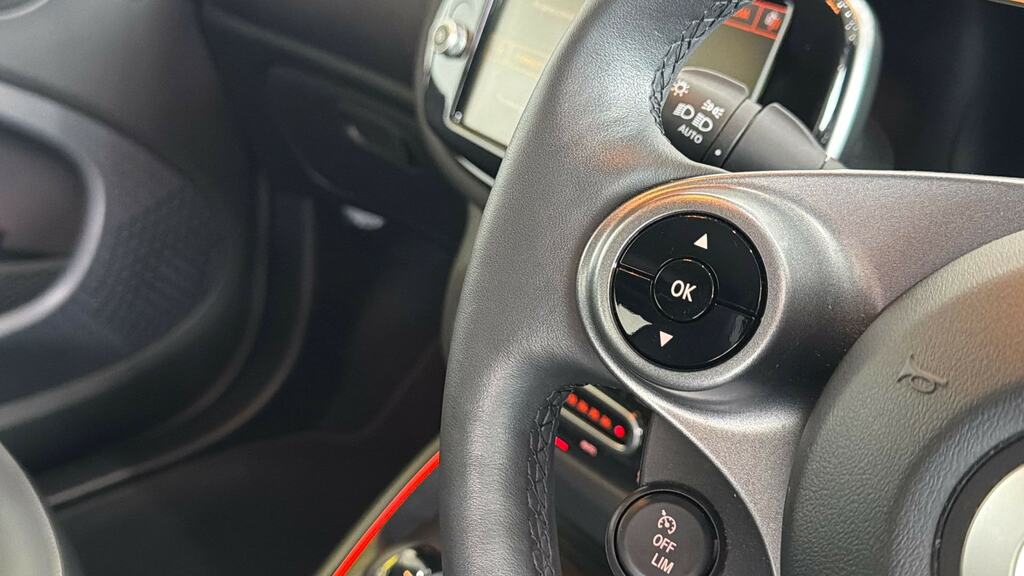 Smart Fortwo Cabrio Exclusive Red #14
