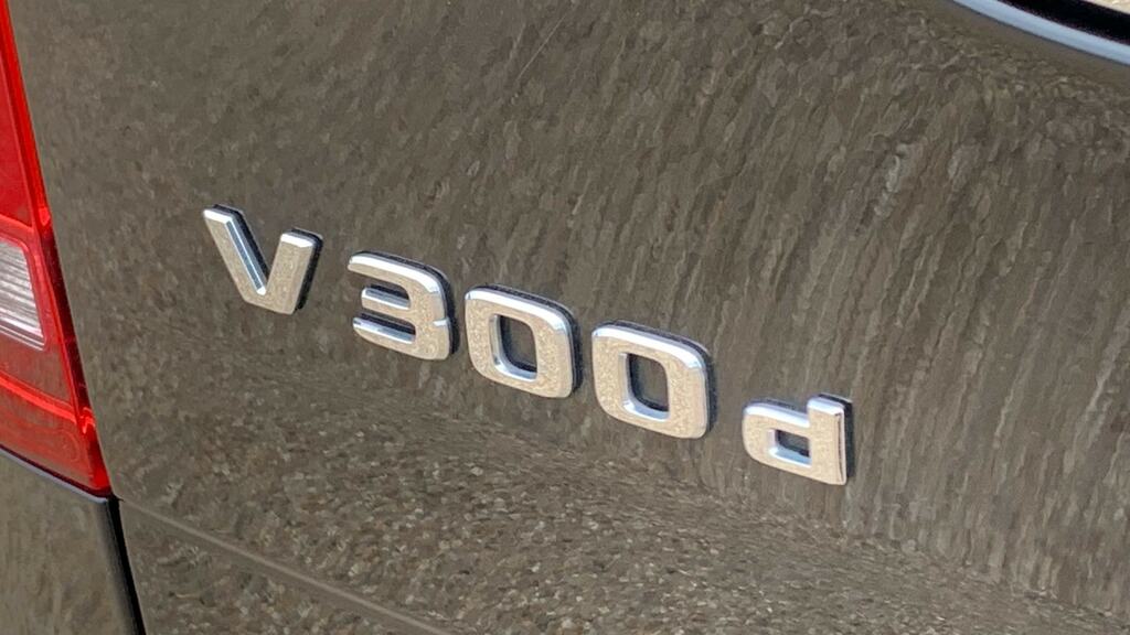Mercedes-Benz V Class V220d Amg Line Mpv Silver #19