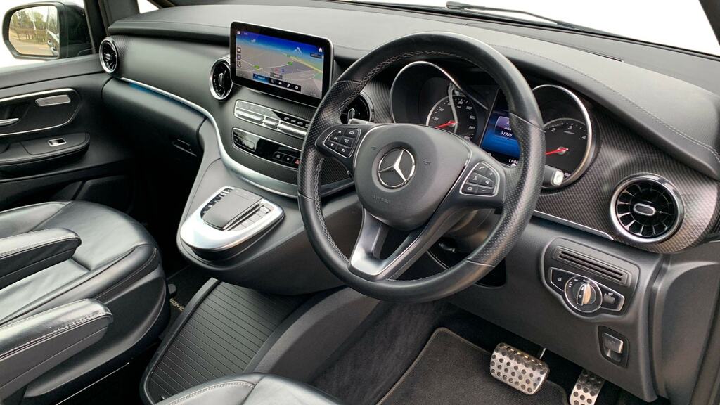 Mercedes-Benz V Class V300 D 237 Amg Line 9G-tronic Long Black #3