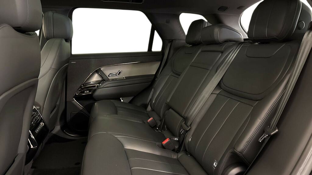 Land Rover Range Rover Sport 3.0 P460e Edition Black #4