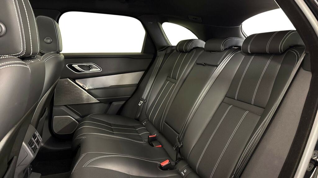 Land Rover Range Rover Velar 2.0 P250 R-dynamic Se Black #4
