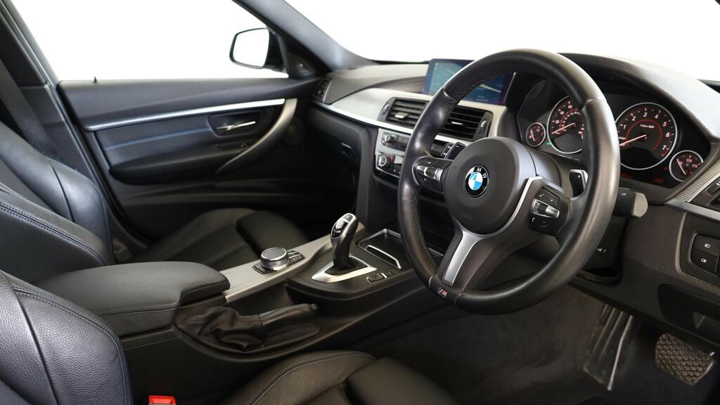 BMW 3 Series 320I Xdrive M Sport Shadow Edition Step White #6