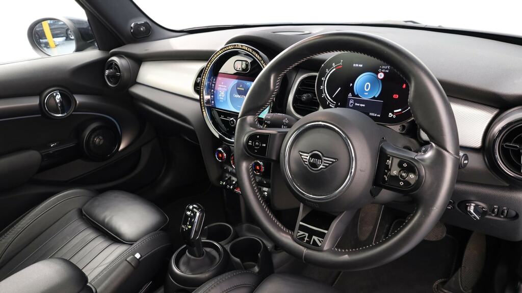 Mini Hatch 1.5 Cooper Exclusive Premium Plus EO23VDD Black #6