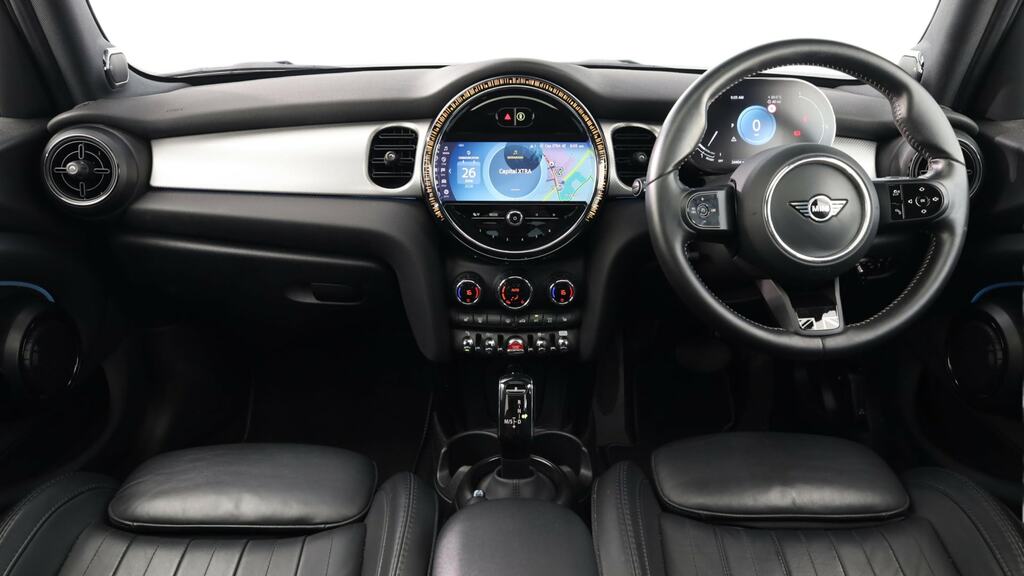 Mini Hatch 1.5 Cooper Exclusive Premium Plus EO23VDD Black #4