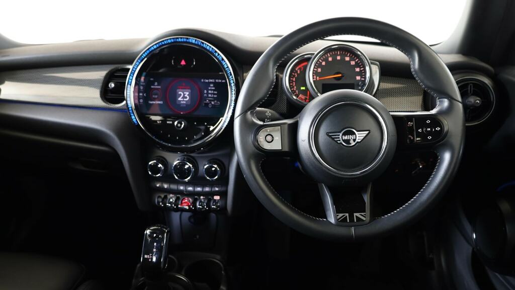Mini Hatch 1.5 Cooper Exclusive Black #5