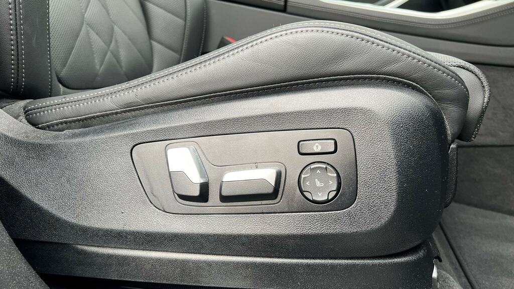 BMW X5 Xdrive50e M Sport Grey #25