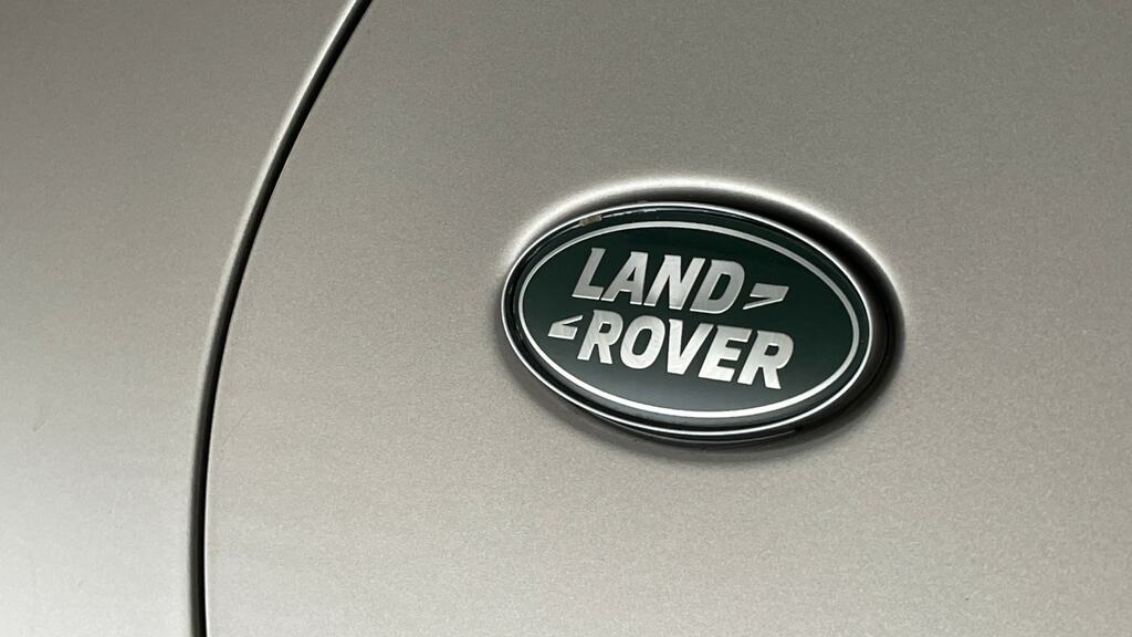 Land Rover Discovery 3.0 D300 Metropolitan Edition Grey #34