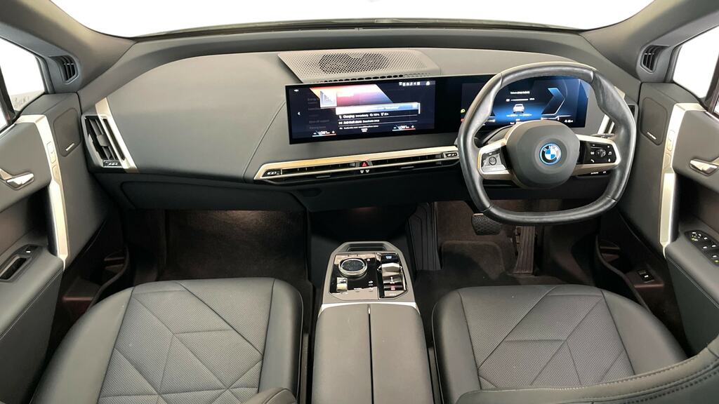 BMW iX 240Kw Xdrive40 M Sport Edition 76.6Kwh White #6