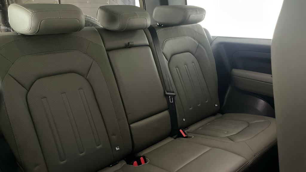 Land Rover Defender 90 3.0 D250 S 90 6 Seat Green #12