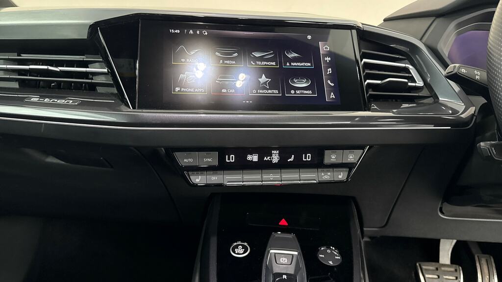 Audi Q4 E Tron 35 Sport Suv 55Kwh 170 Ps Black #7