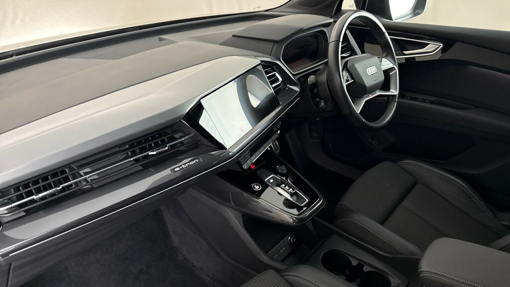 Audi Q4 E Tron 35 Sport Suv 55Kwh 170 Ps Black #11