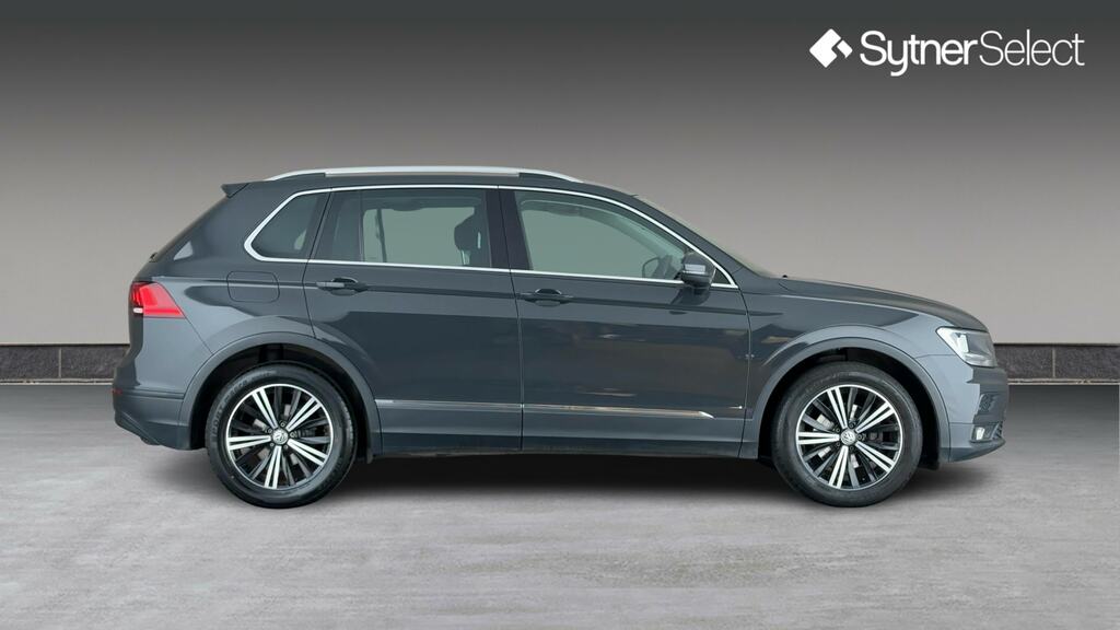 Volkswagen Tiguan  White #3