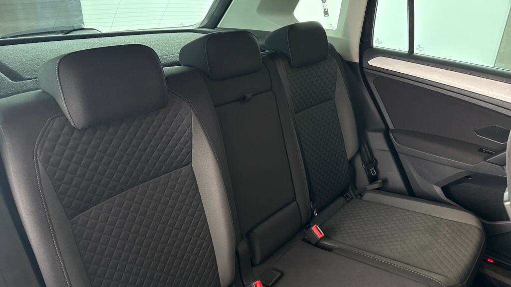 Volkswagen Tiguan  White #12