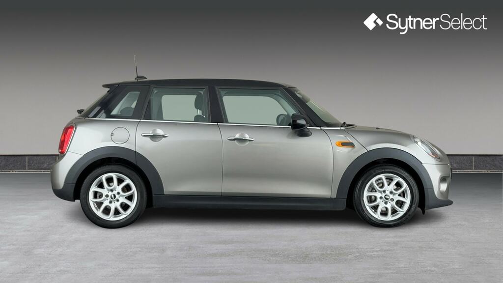 Mini Hatch 1.2L One Red #3