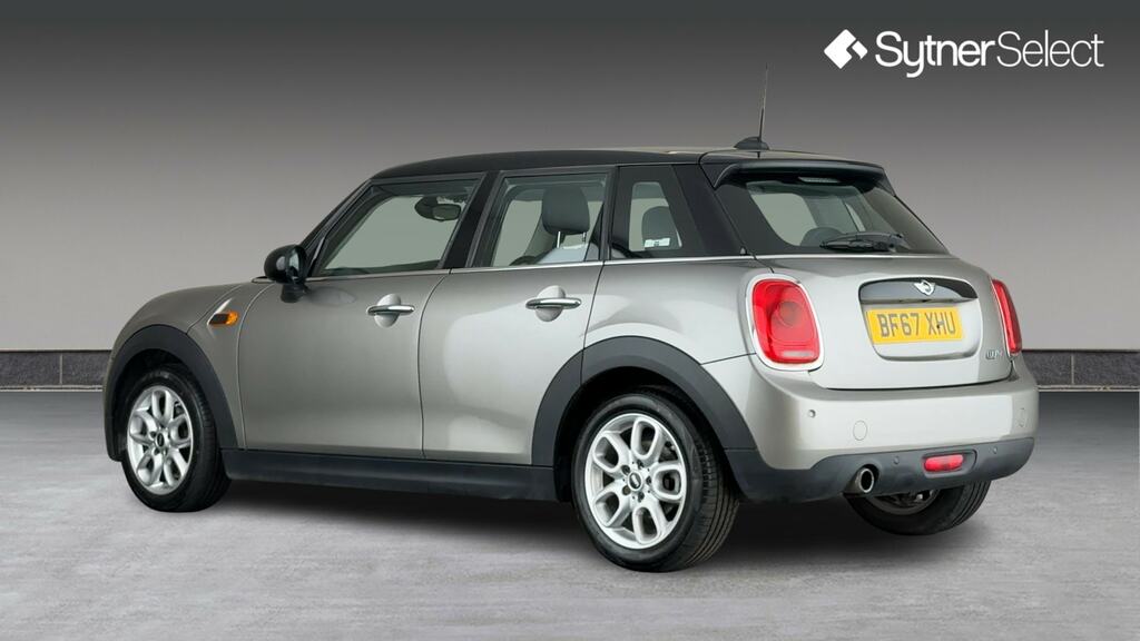 Mini Hatch 1.2L One Red #2