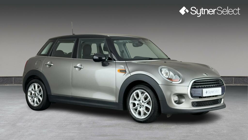 Mini Hatch 1.2L One Red #1