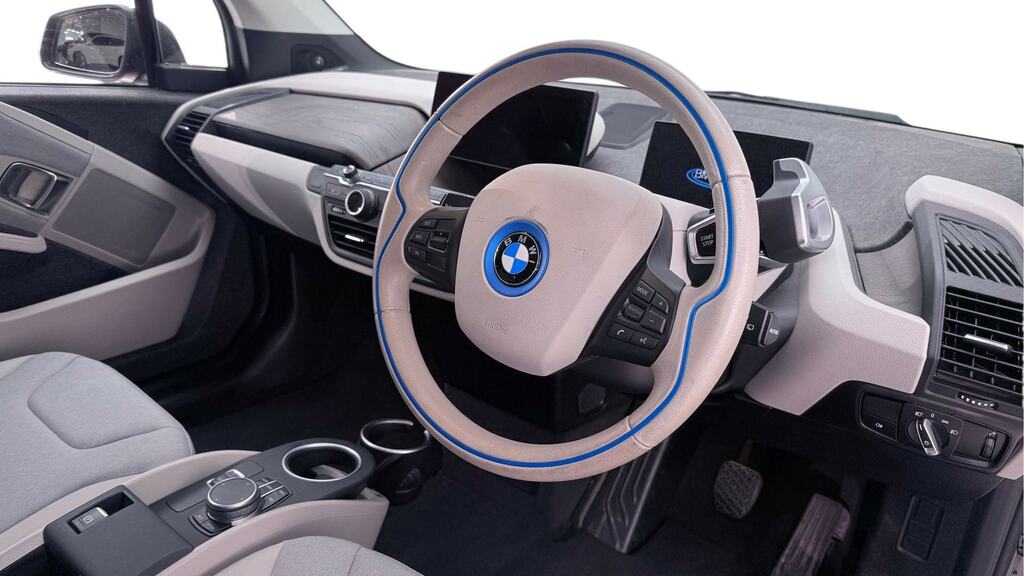 BMW i3 125Kw 42Kwh Loft Interior World Red #6
