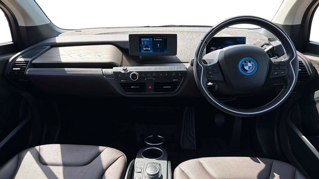 BMW i3 125Kw 42Kwh Suite Interior World Blue #4