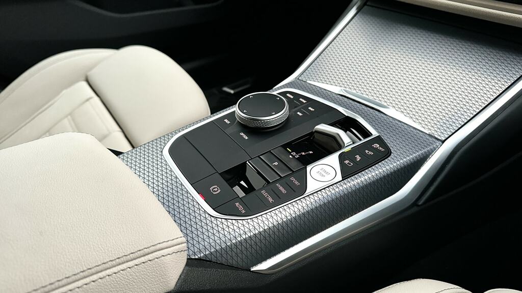 BMW 3 Series 320I M Sport Step Black #10