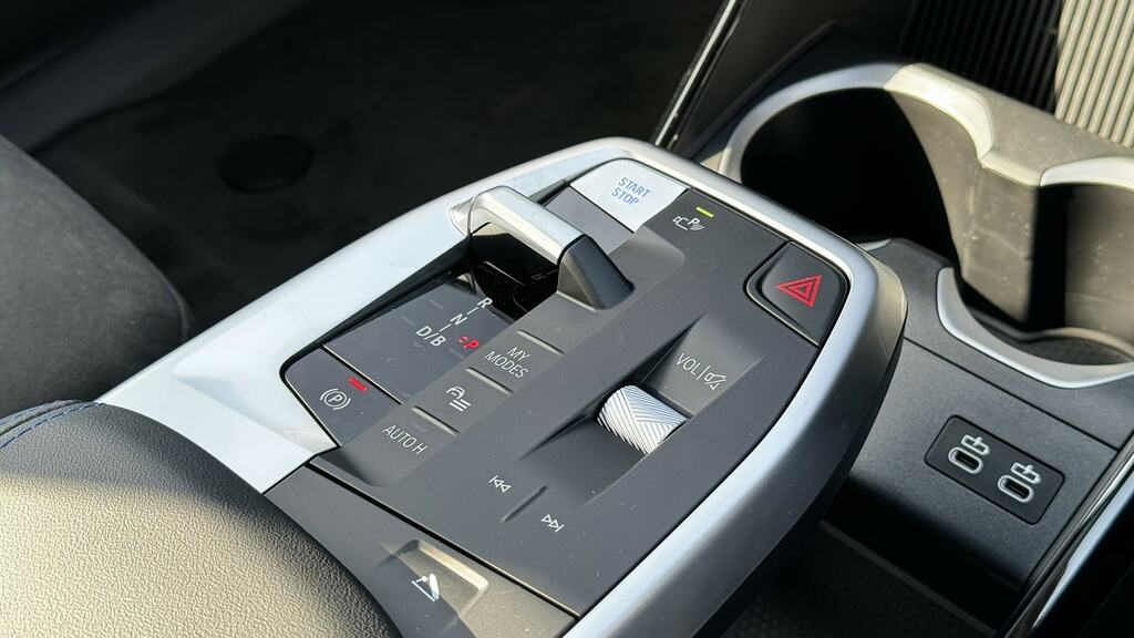 BMW iX1 150Kw Edrive20 Sport 65Kwh White #24
