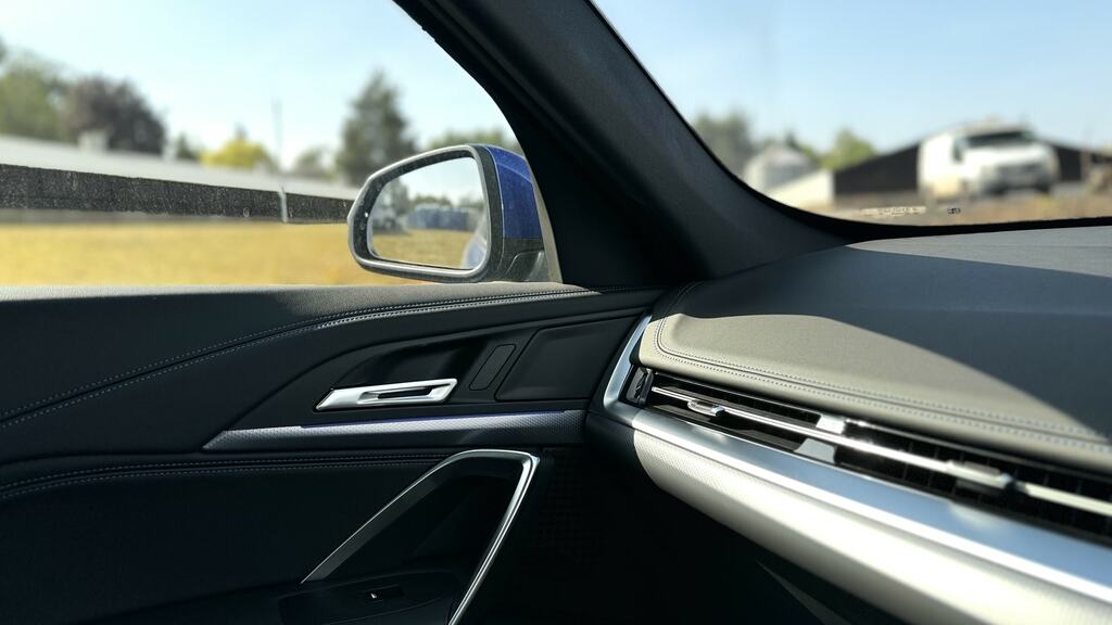 BMW iX1 150Kw Edrive20 Sport 65Kwh White #19