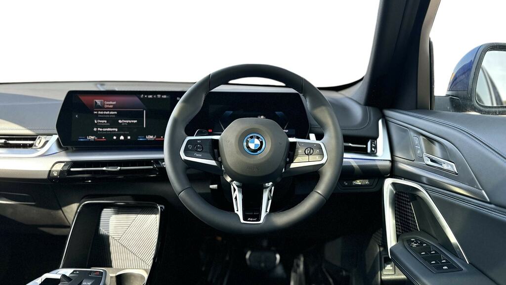 BMW iX1 150Kw Edrive20 M Sport 65Kwh 22Kwch Blue #5